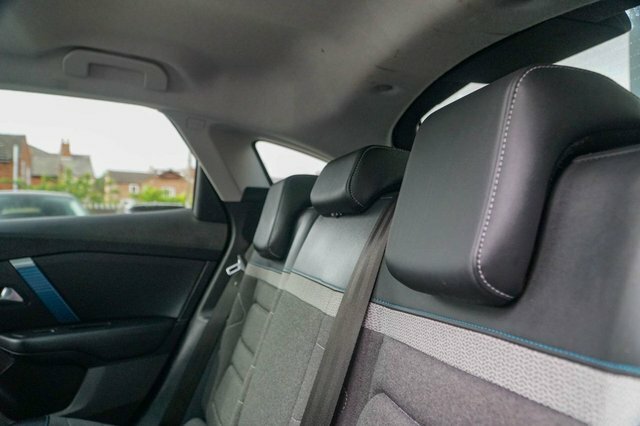 Citroen e-C4 Shine Grey #36