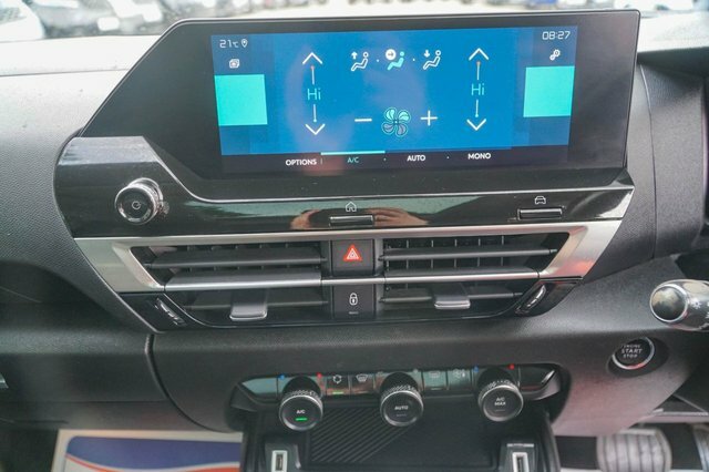 Citroen e-C4 Shine Grey #9