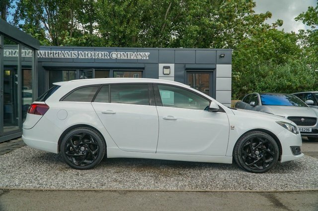 Vauxhall Insignia 2015 1.6 Cdti Sri VX Line Nav Sports Tourer Di LT65AZJ White #6