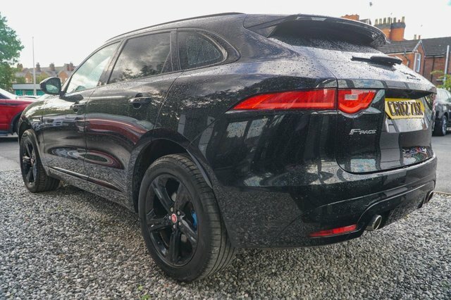 Jaguar F-Pace 2017 3.0 D300 V6 S Suv Awd Euro 6 Black #5