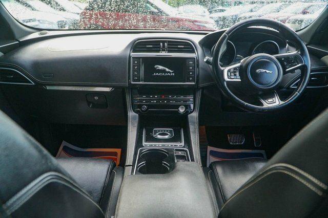 Jaguar F-Pace 2017 3.0 D300 V6 S Suv Awd Euro 6 Black #2