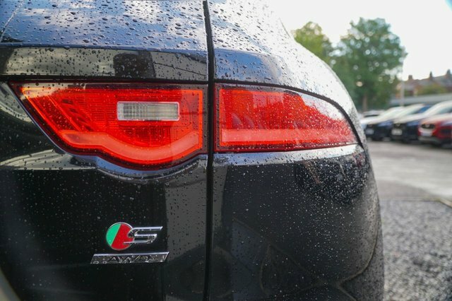Jaguar F-Pace 2.0 D180 Portfolio Awd Euro 6 S S Red #52