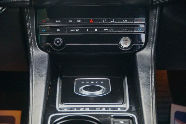 Jaguar F-Pace 2.0 D180 Portfolio Awd Euro 6 S S Red #39