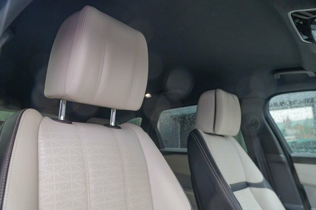 Land Rover Range Rover Velar 2L R-dynamic S White #61