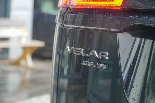 Land Rover Range Rover Velar 2L R-dynamic S White #46