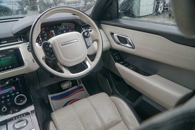 Land Rover Range Rover Velar 2L R-dynamic S White #43