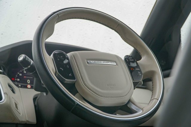 Land Rover Range Rover Velar 2L R-dynamic S White #44