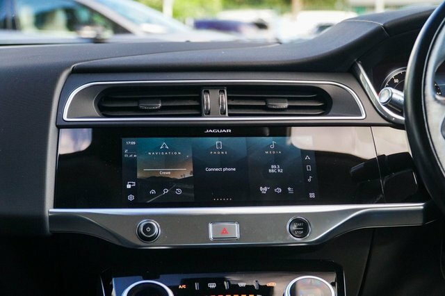 Jaguar I-Pace 400 90Kwh Se Suv 4Wd 400 Ps Silver #30