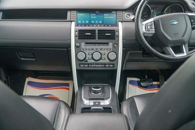 Land Rover Discovery Sport 2018 2.0 Td4 Hse Suv 4Wd Euro 6 S White #4