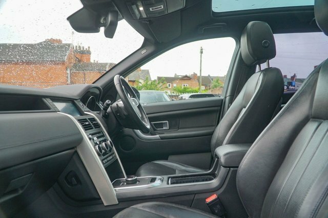 Land Rover Discovery Sport 2018 2.0 Td4 Hse Suv 4Wd Euro 6 S White #2