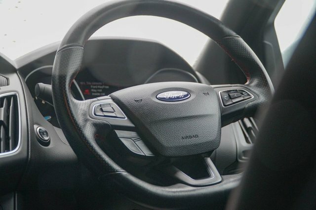 Ford Focus White #42
