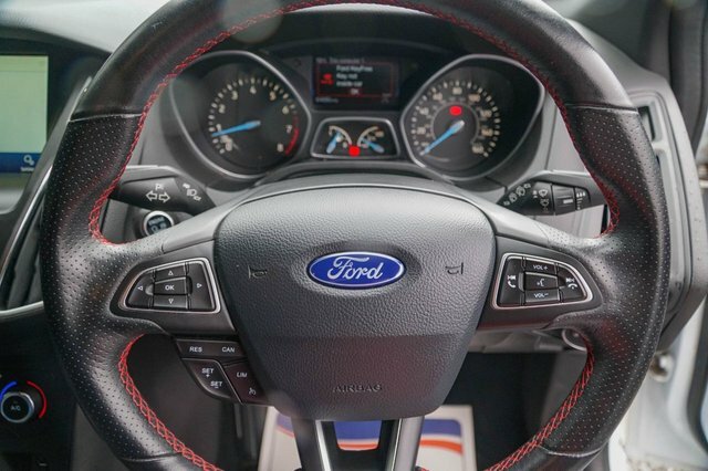 Ford Focus White #60