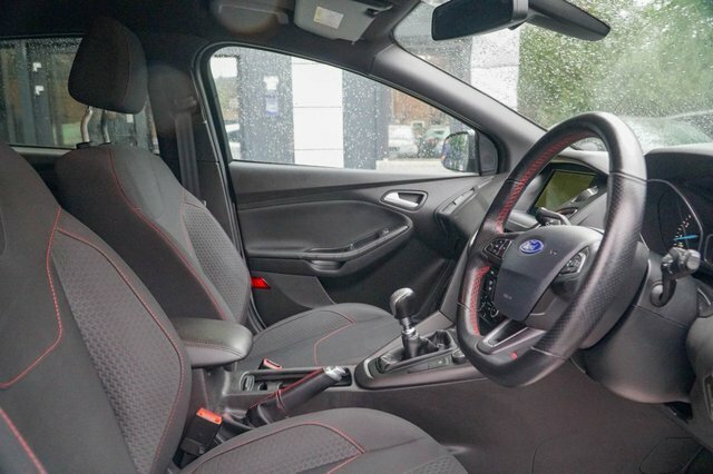 Ford Focus White #56