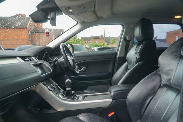 Land Rover Range Rover Evoque 2016 2.0 Ed4 Se Suv Fwd Euro 6 CX66XWU Black #2