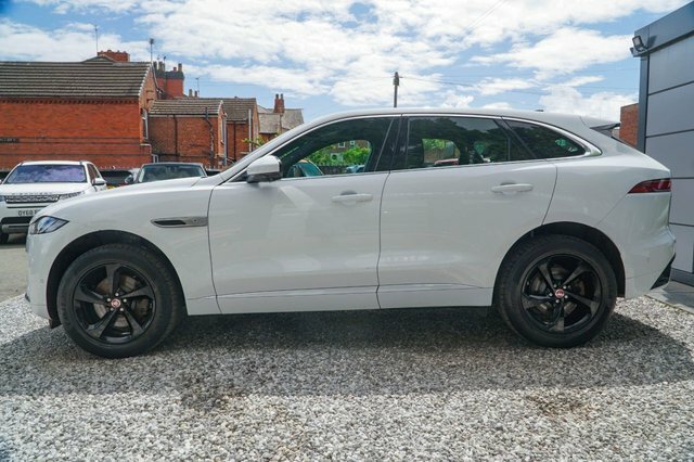 Jaguar F-Pace 2.0 D200 R-dynamic Black Awd 2022 Blue #16