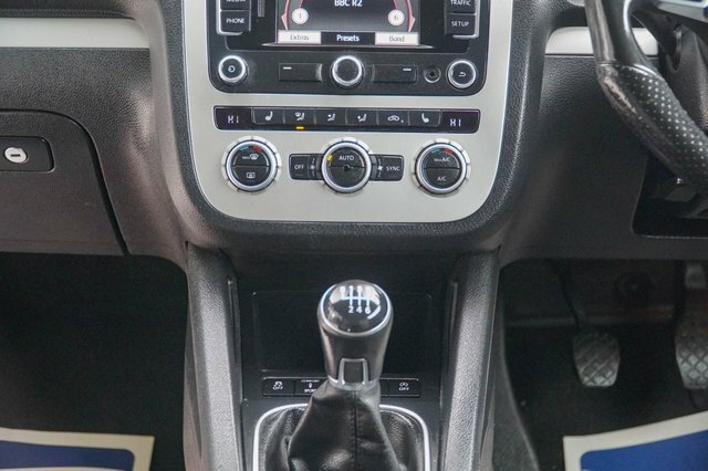 Volkswagen Scirocco 2.0 Tdi Bluemotion Tech 2013 White #33
