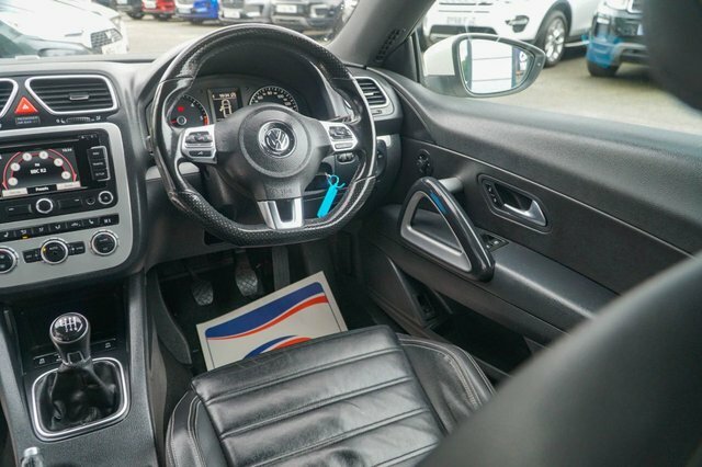 Volkswagen Scirocco 2.0 Tdi Bluemotion Tech 2013 White #35