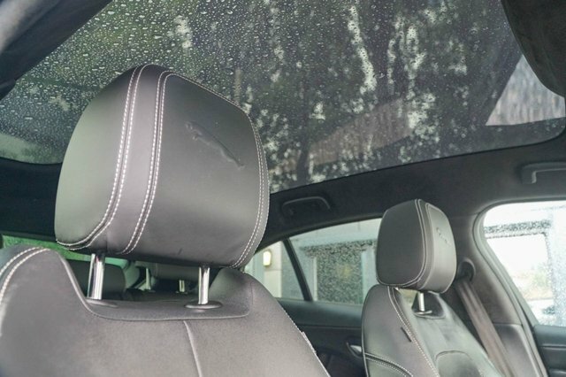 Jaguar I-Pace Blackpanoramic Sunroof Black #15