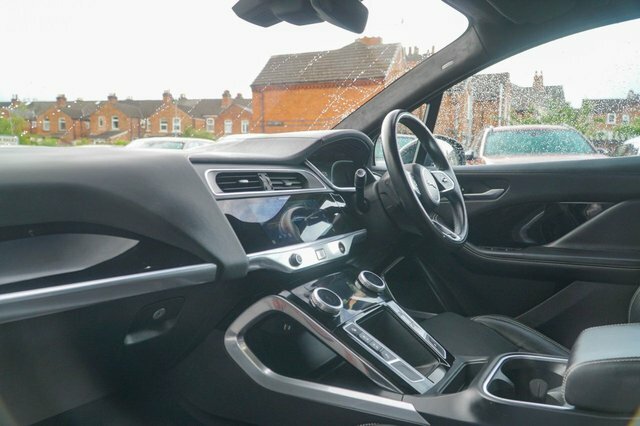 Jaguar I-Pace Blackpanoramic Sunroof Black #51
