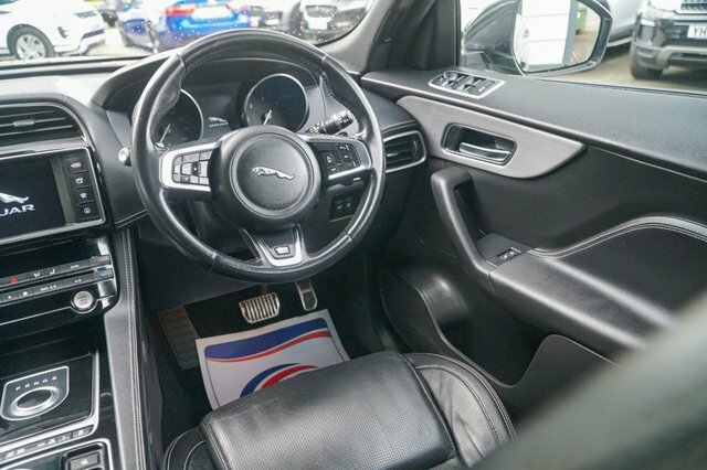 Jaguar F-Pace 2.0L Prestige 178 Bhp Blue #34