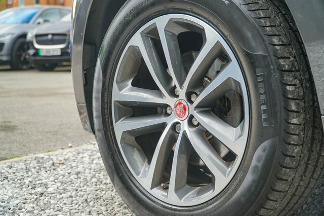 Jaguar F-Pace 2.0L Prestige 178 Bhp Blue #55