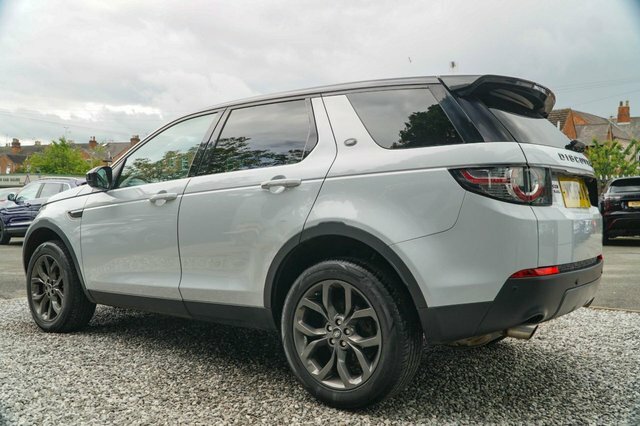 Land Rover Discovery Sport 2018 2.0 Td4 Landmark Suv 4Wd Euro YE68WNL White #5