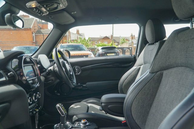 Mini Electric Cooper S Level 2 Black #46