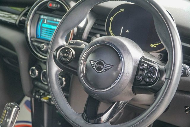 Mini Electric Cooper S Level 2 Black #13