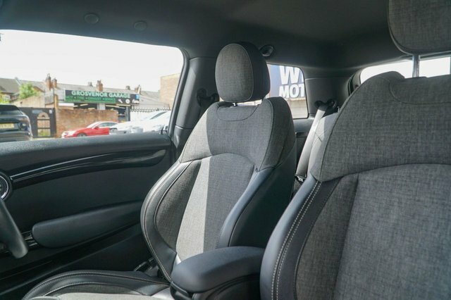 Mini Electric Cooper S Level 2 Black #38