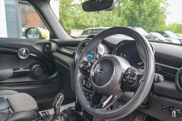 Mini Electric Cooper S Level 2 Black #15