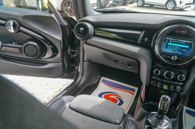 Mini Electric Cooper S Level 2 Black #29
