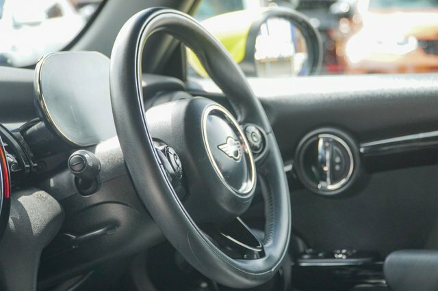 Mini Electric Cooper S Level 2 Black #43