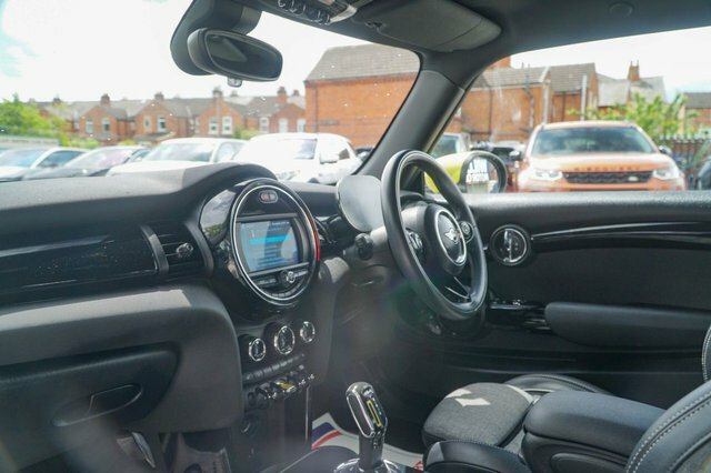 Mini Electric Cooper S Level 2 Black #44