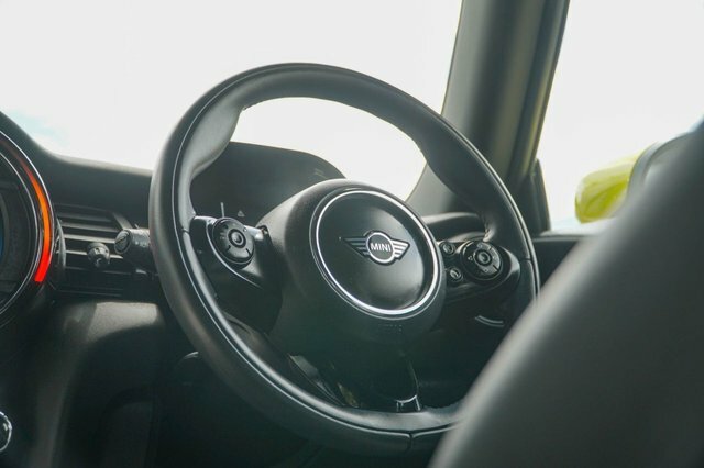 Mini Electric 2020 Cooper Se 32.6Kwh Level 2 Hatchback Elect Black #4