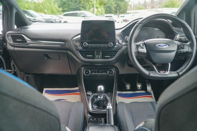 Ford Fiesta 2019 1.5T Ecoboost St-2 Hatchback Manua Black #4