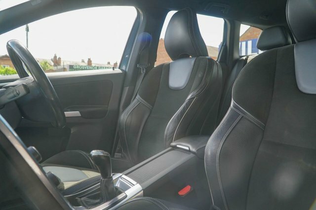 Volvo XC60 D4 Se Nav White #30