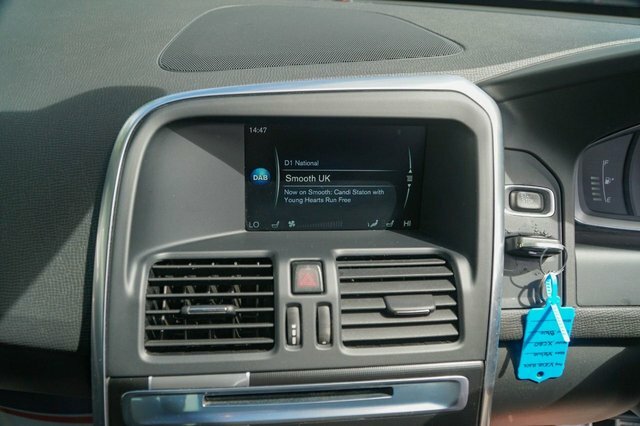 Volvo XC60 D4 Se Nav White #63