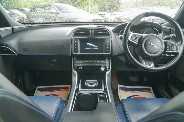 Jaguar XE 2017 2.0I R-sport Saloon Euro 6 S Blue #3