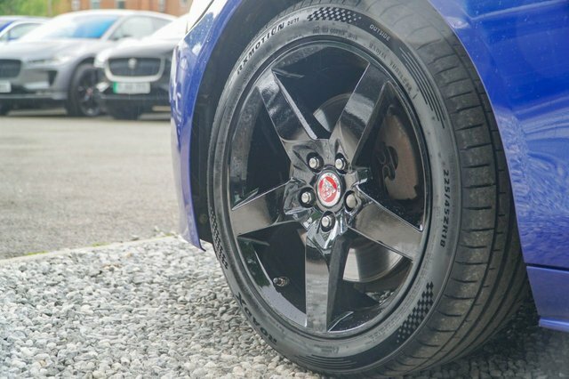 Jaguar XE 2.0D Portfolio Blue #50