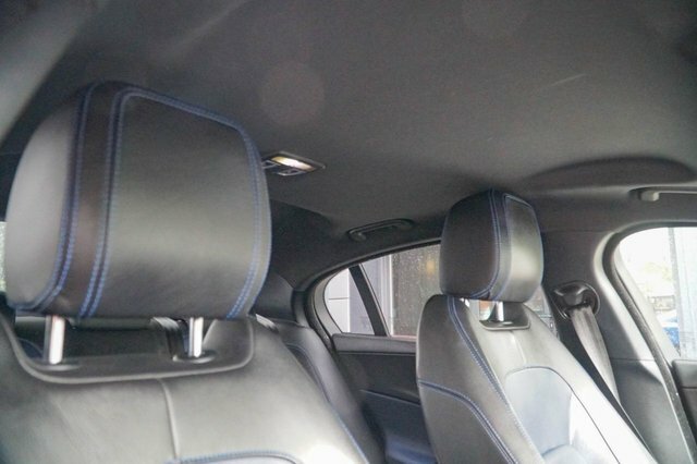 Jaguar XE 2.0D Portfolio Blue #12