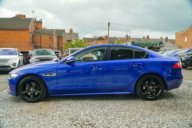 Jaguar XE 2.0D Portfolio Blue #51