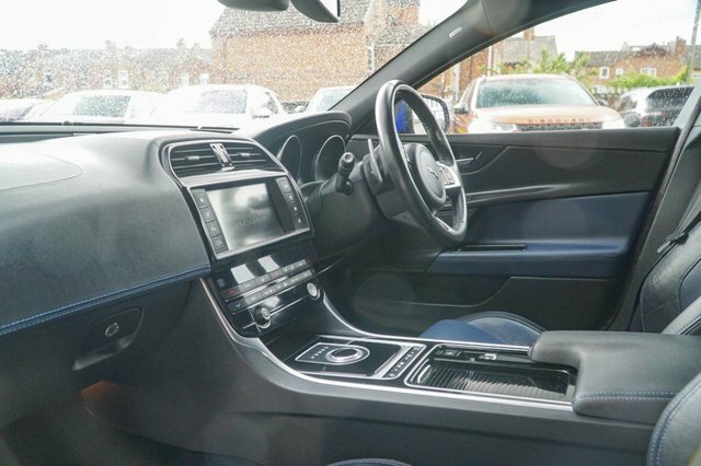 Jaguar XE 2.0D Portfolio Blue #46