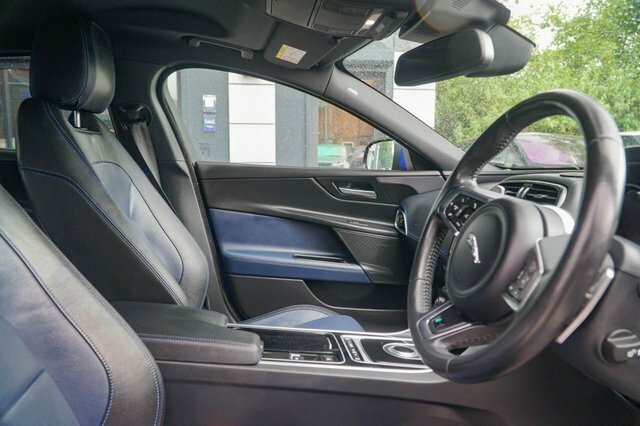 Jaguar XE 2.0D Portfolio Blue #14