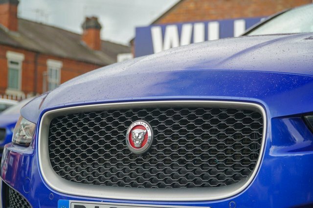 Jaguar XE 2.0D Portfolio Blue #54