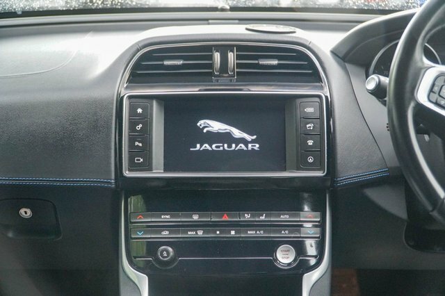 Jaguar XE 2.0D Portfolio Blue #33