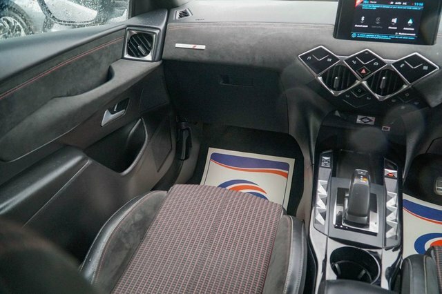 DS DS 3 Crossback Ds3 Crossback Performance Line Ev White #27