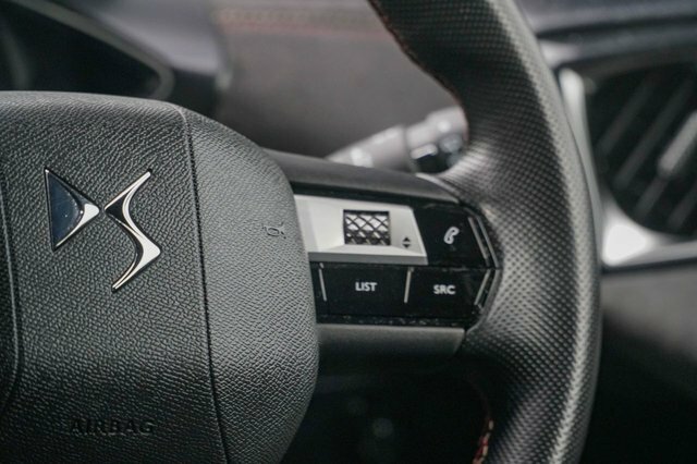 DS DS 3 Crossback Ds3 Crossback Performance Line Ev White #29