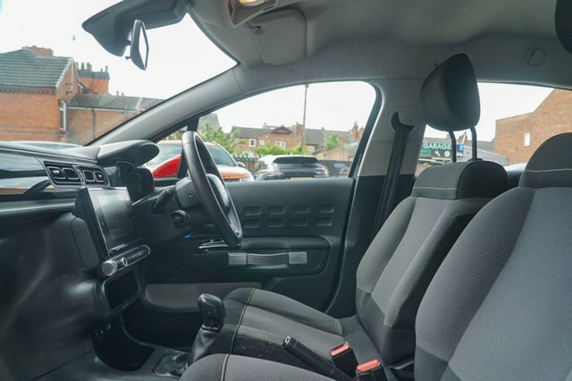 Citroen C3 2018 1.2 Puretech Feel Hatchback Black #2