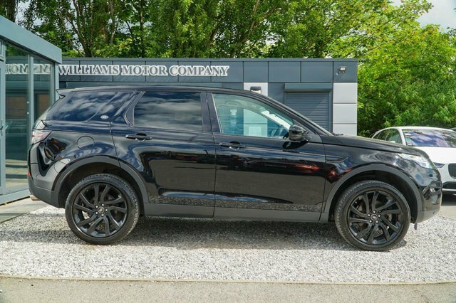Land Rover Discovery Sport 2017 2.0 Td4 Hse Black Suv 4Wd Eur Black #6