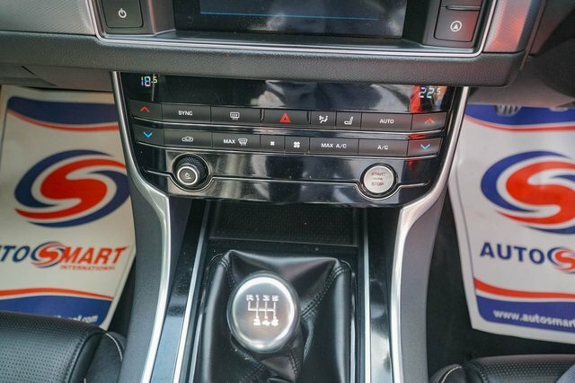 Jaguar XF 3.0D V6 Portfolio Blue #61